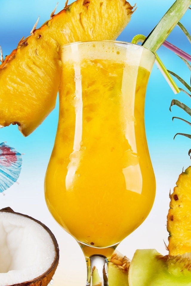 Ананасовый коктейль