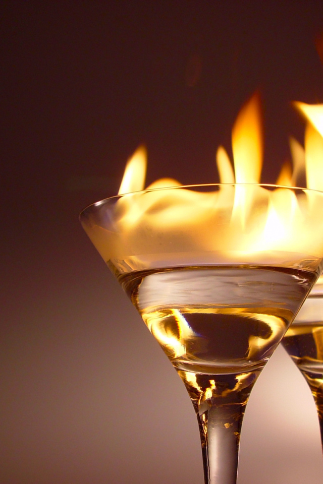 Пламя в бокалах