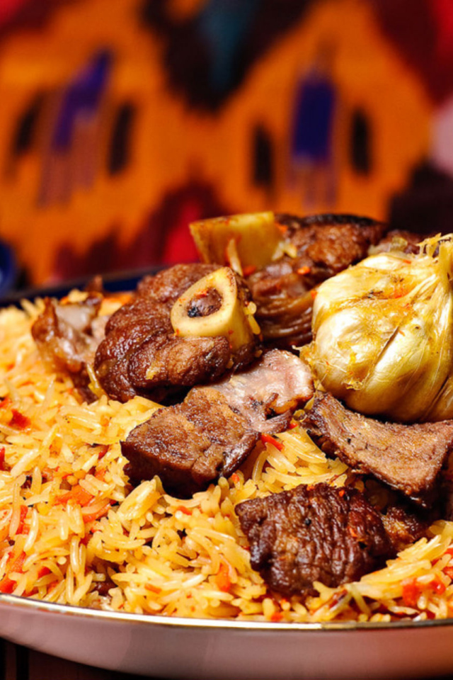 Узбекское блюдо плов