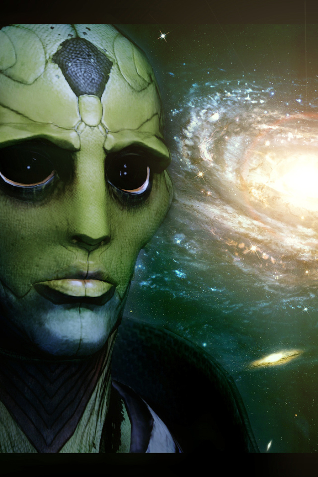 Инопланетянин на фоне галактики