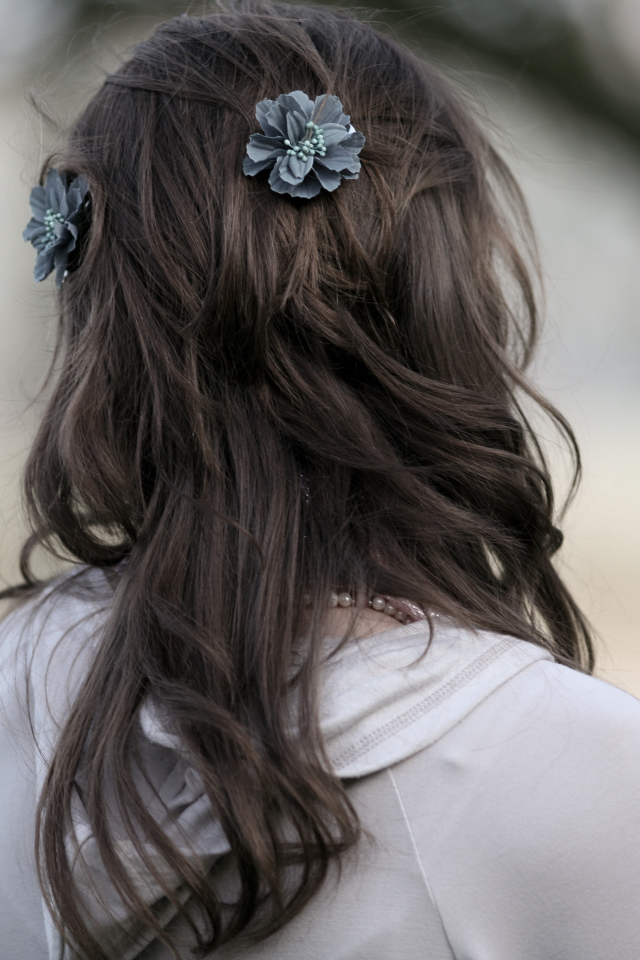 Красивая причёска у девушки