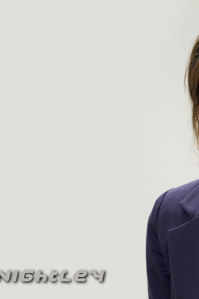 Кира Найтли в костюме