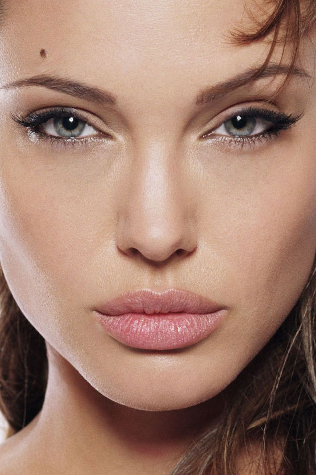 Популярная Актриса Анджелина Джоли