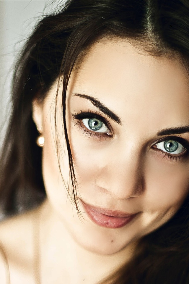 Популярная Настасья Самбурская