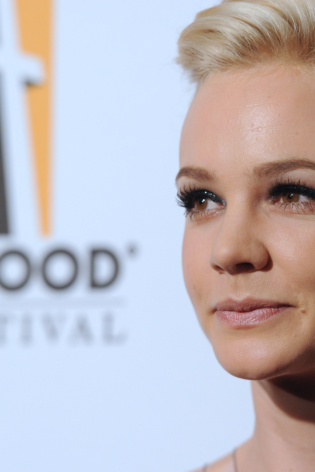 Популярная актриса Кэри Маллиган