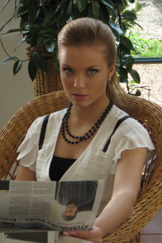 Актриса Татьяна Арнтгольц