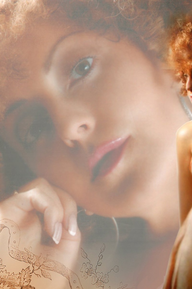 Актриса Анжелика Варум