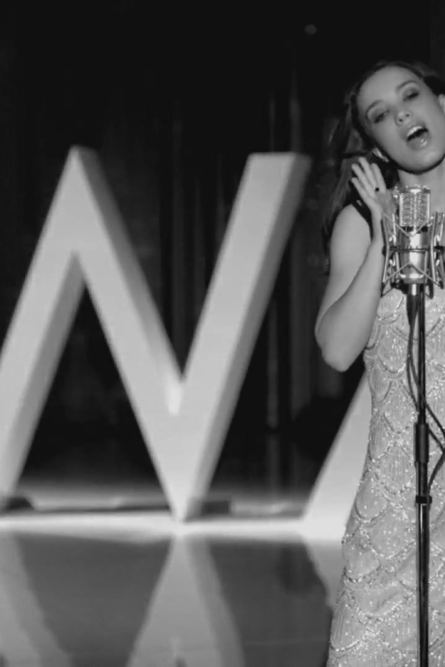 Популярная актриса Виктория Дайненко