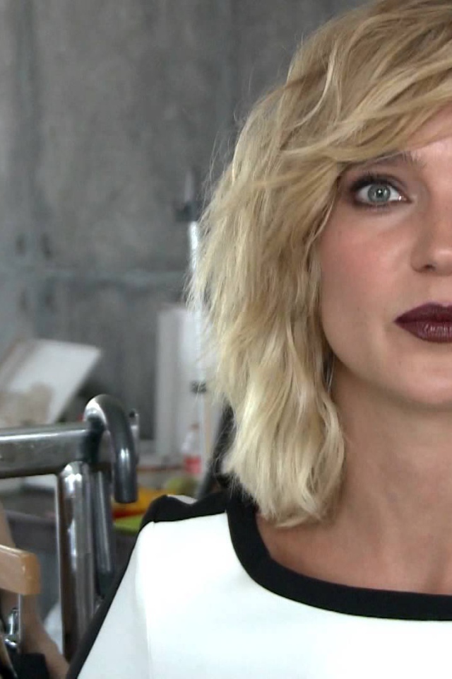 Очаровательная актриса Глюкоза