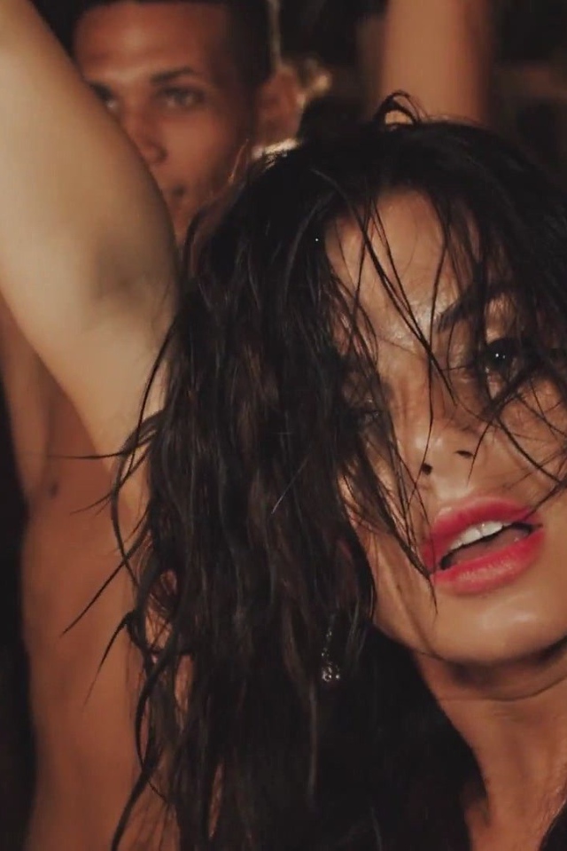 Очаровательная Юлия Волкова