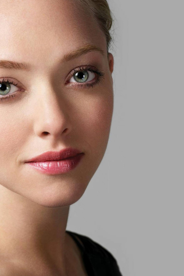 Прекрасная актриса Аманда Сайфред