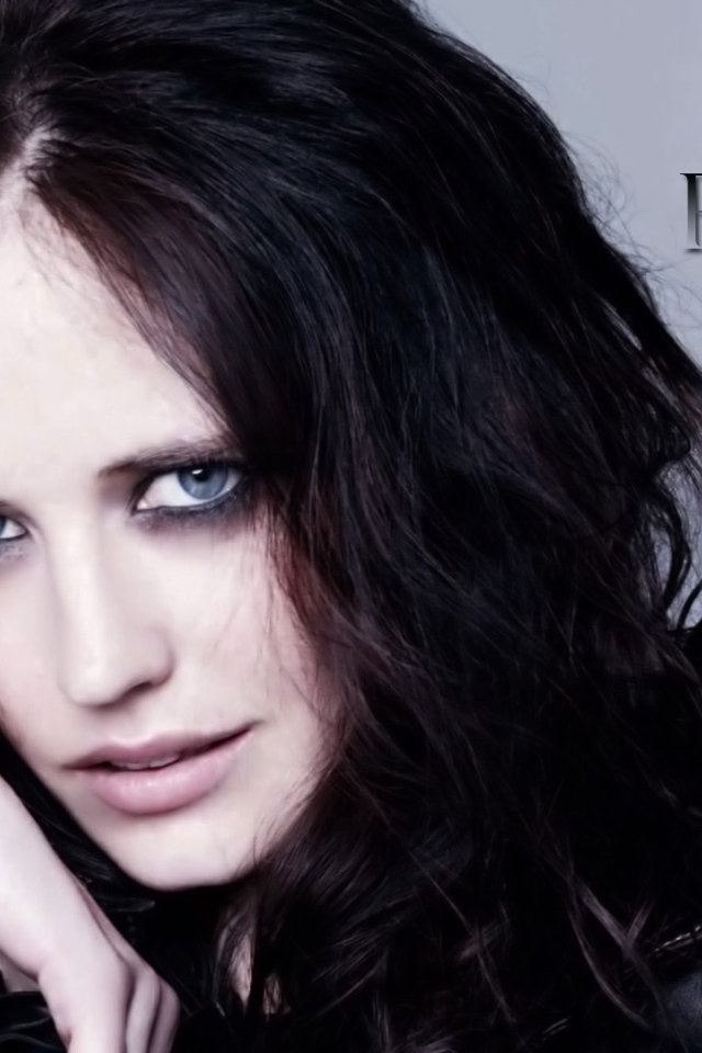 Популярная Ева Грин