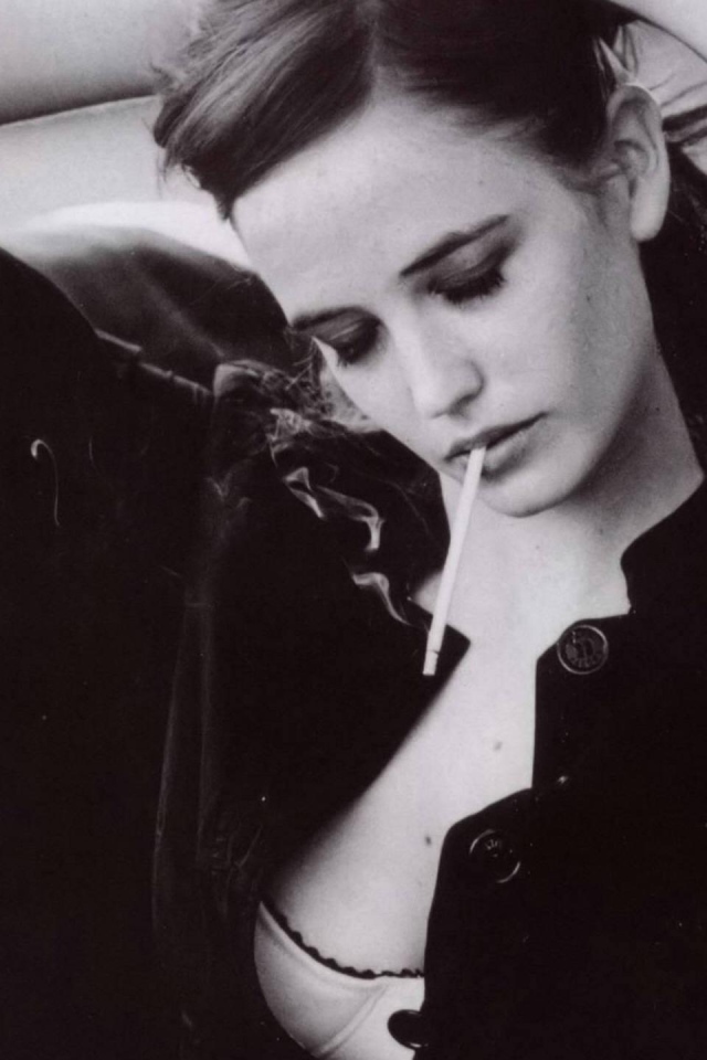 Известная звезда Ева Грин