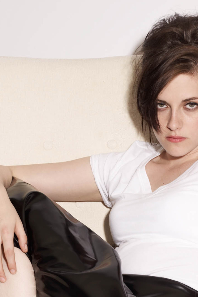 Популярная супермодель Кристен Стюарт