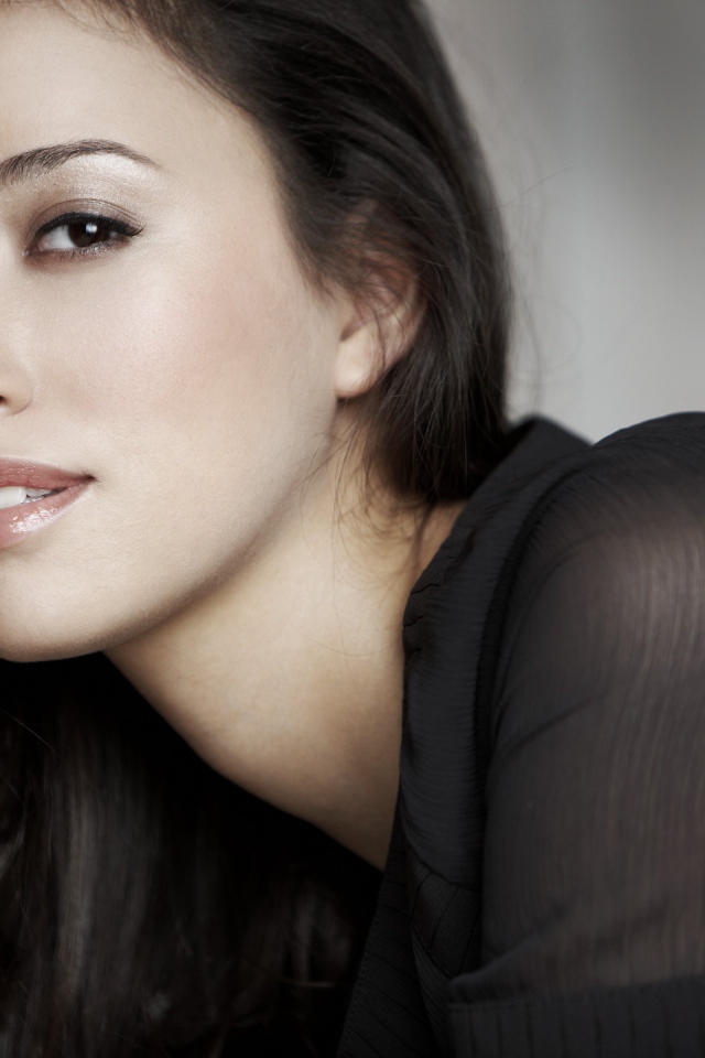 Знаменитая Кристиан Серратос