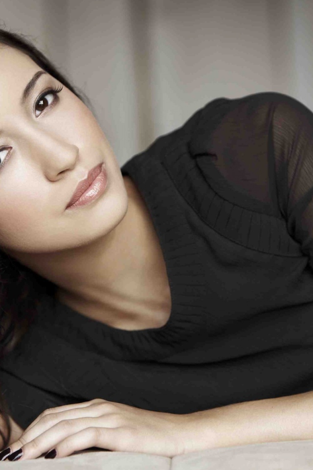 Прекрасная актриса Кристиан Серратос