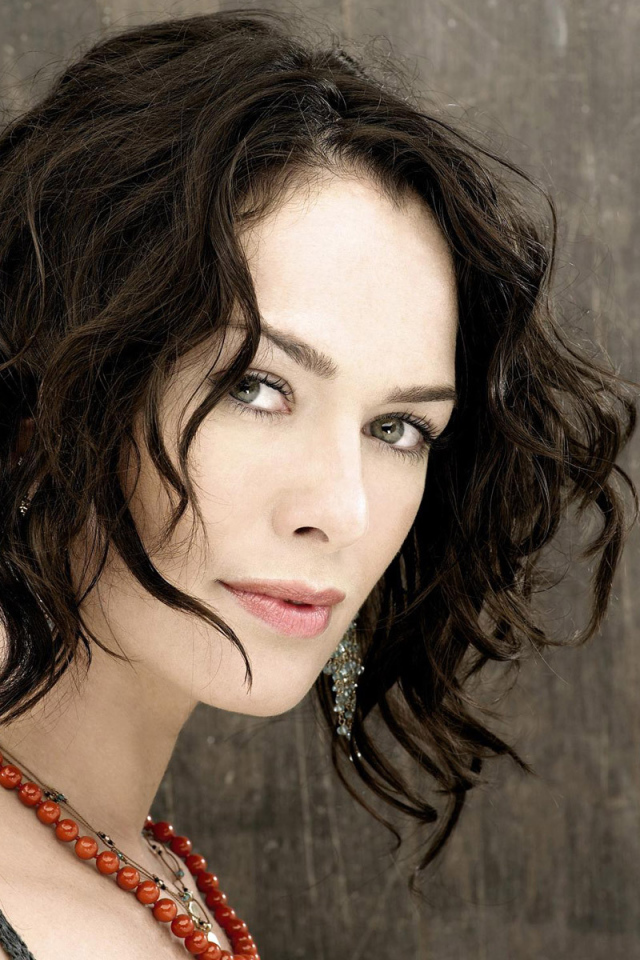 Знаменитая Лина Хиди