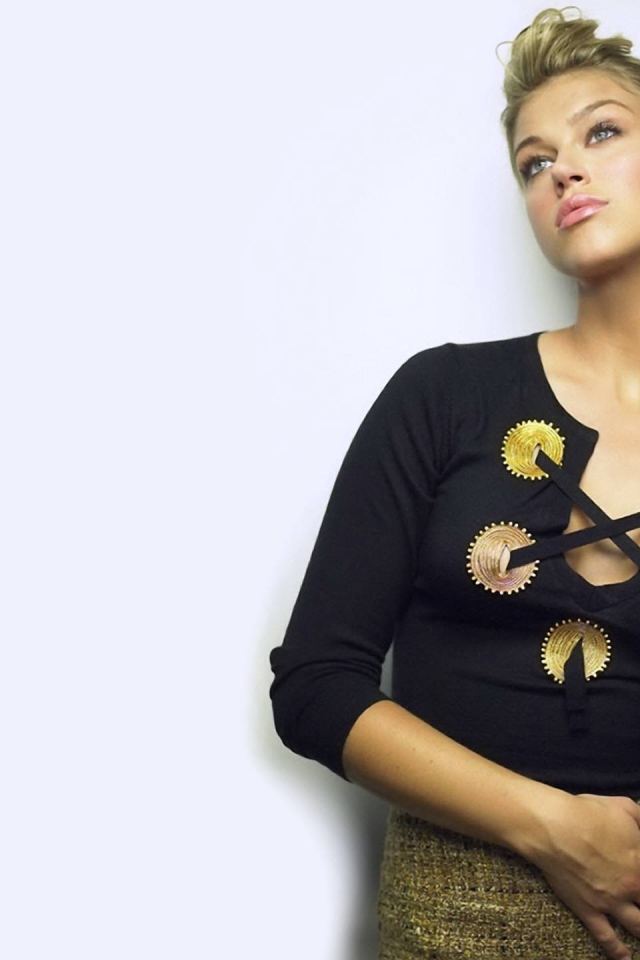 Популярная Мари Авгеропулос