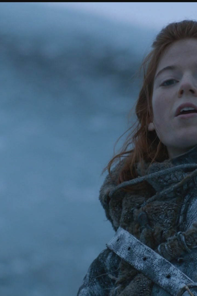 Красивая актриса Роуз Лесли