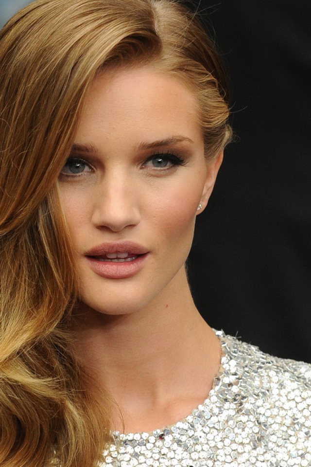 Популярная супермодель Роузи Хантингтон-Уайтли