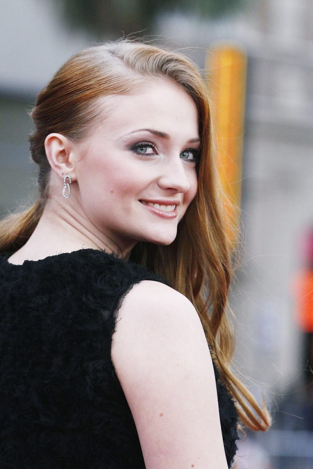 Известная модель Софи Тернер