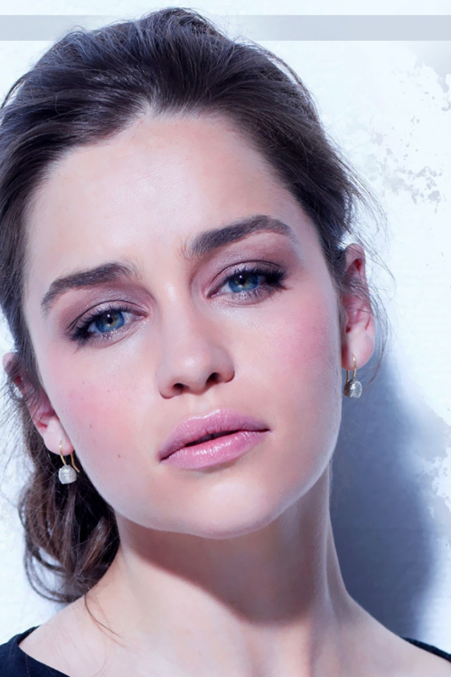 Популярная актриса Эмилия Кларк