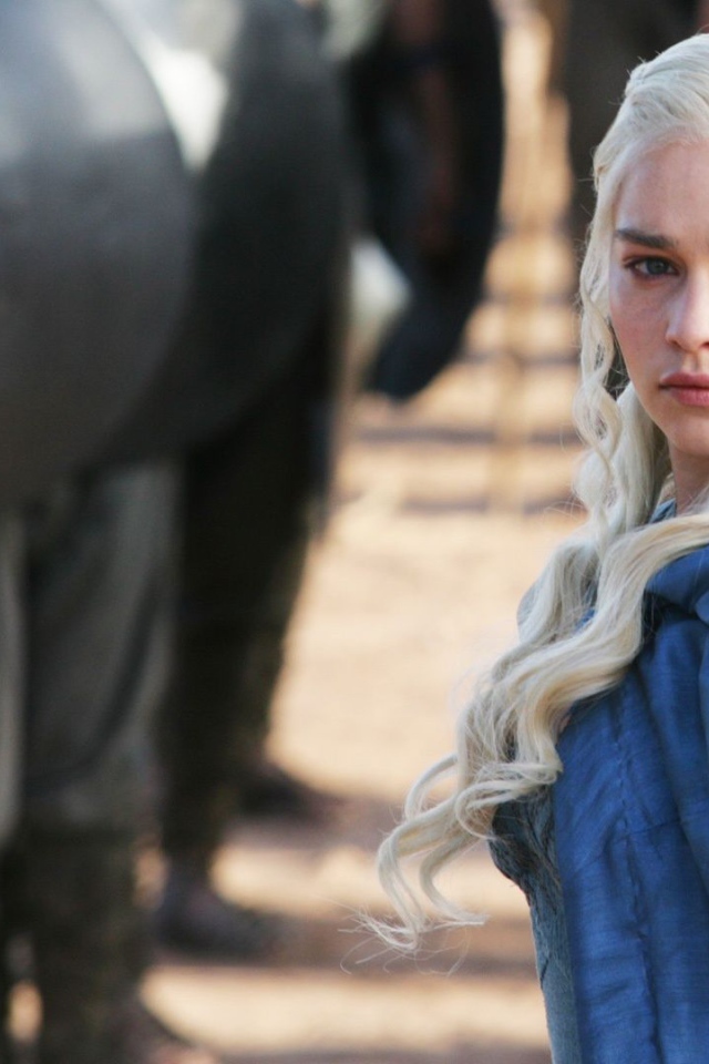 Красивая актриса Эмилия Кларк