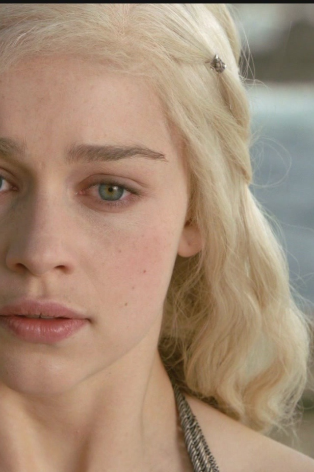 Кинозвезда Эмилия Кларк