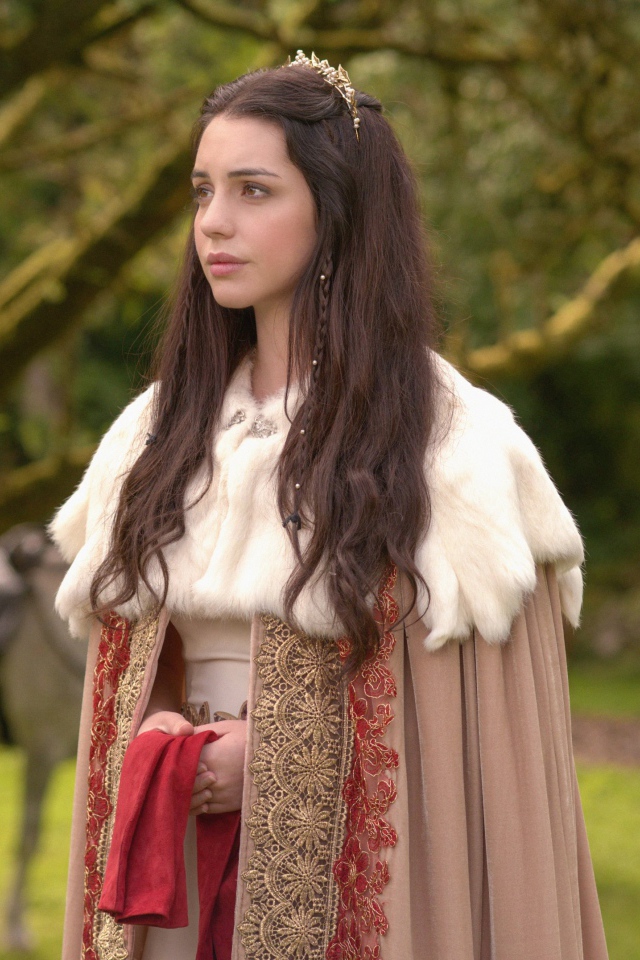 Красивая Аделаида Кэйн