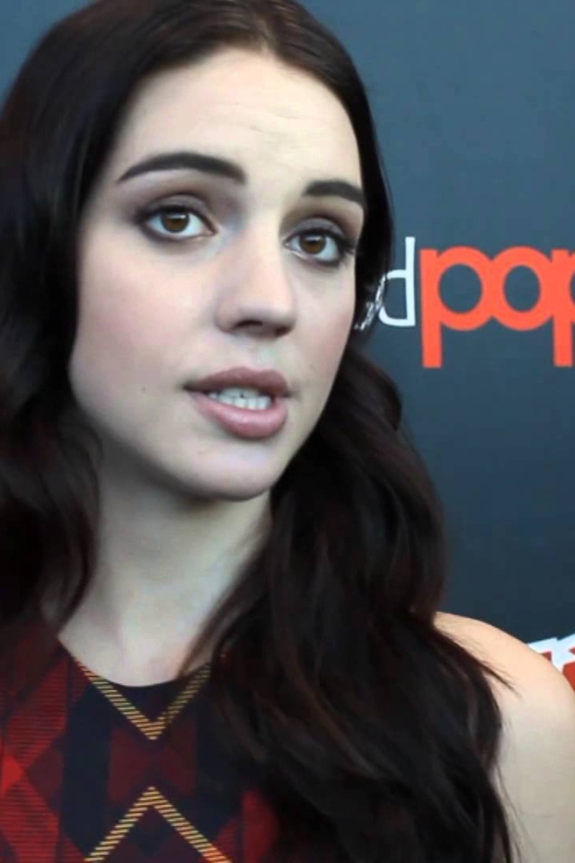 Популярная актриса Аделаида Кэйн