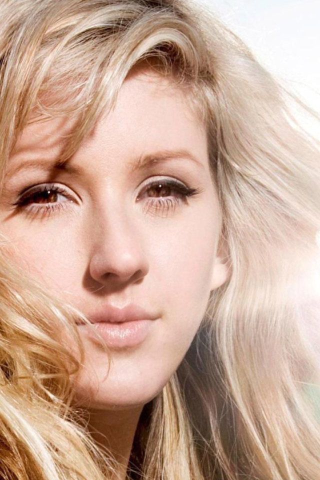 Красивая актриса Дакота Джонсон