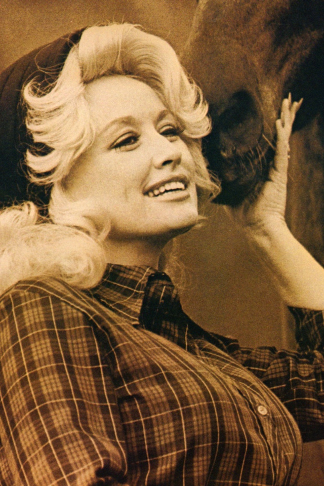 Популярная супермодель Долли Партон