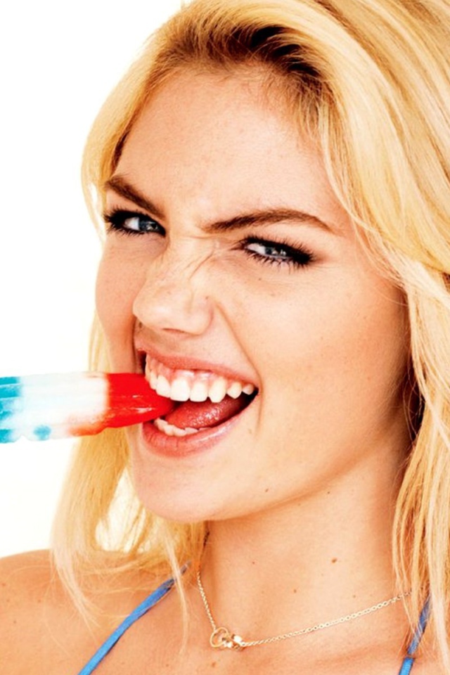 Знаменитая Кейт Аптон