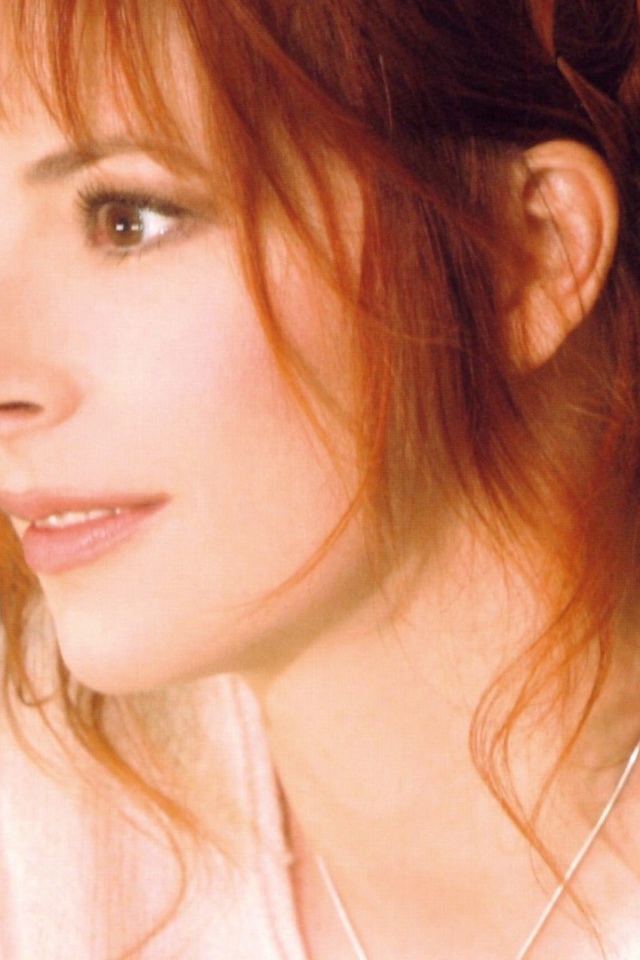 Прекрасная актриса Милен Фармер