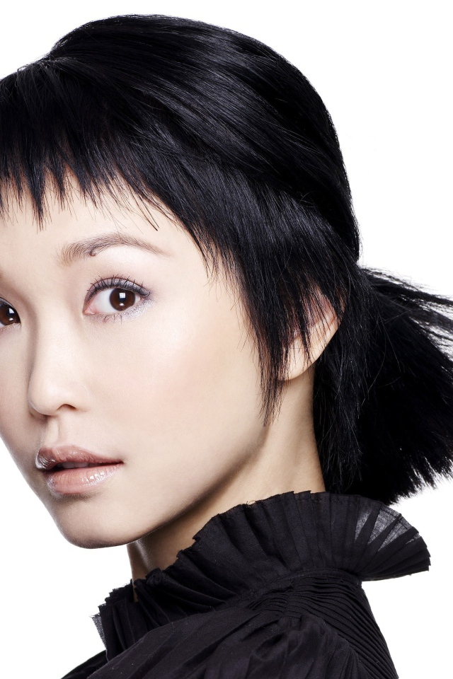 Популярная супермодель Фэнн Вонг