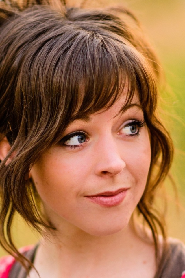 Милая девушка