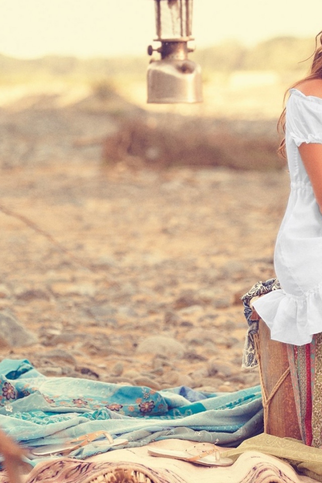 Девушка на пляже