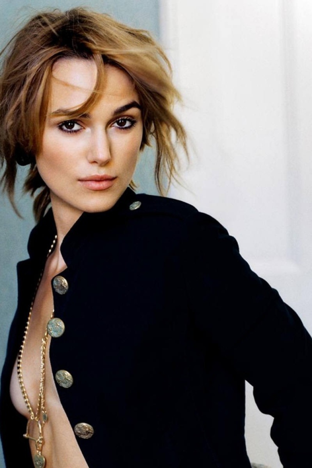 Кера Книгтхлей модель