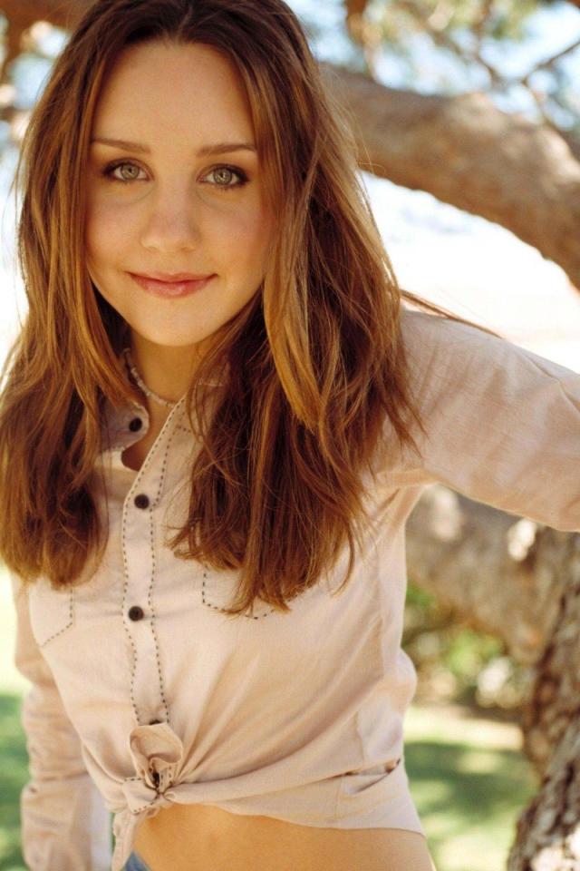 Аманда на дереве