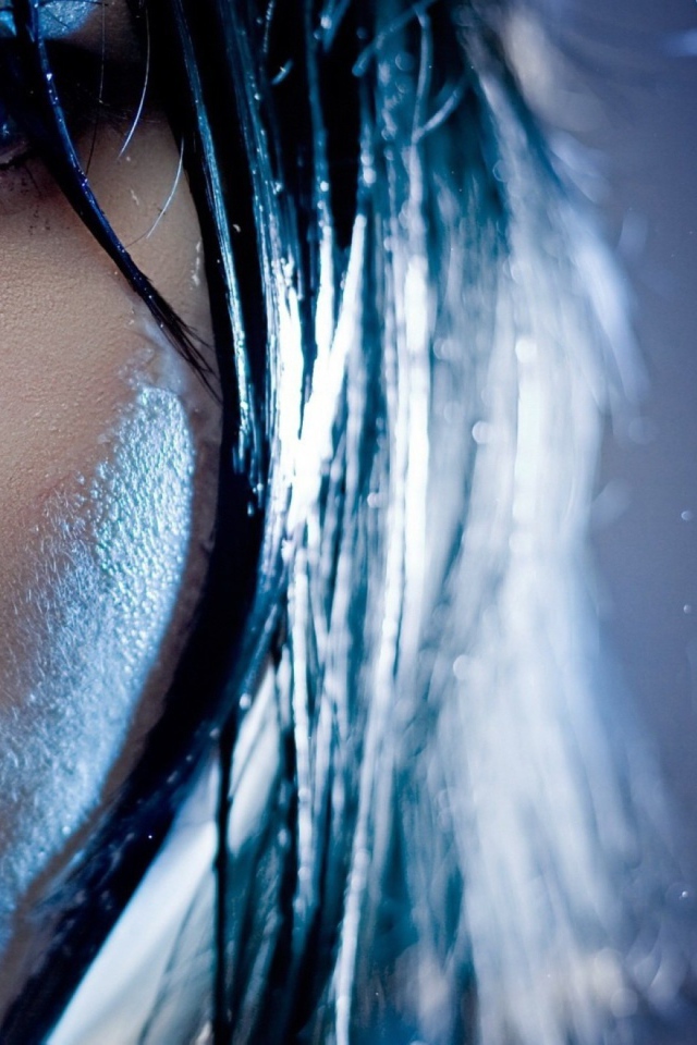 Девушка под дождем