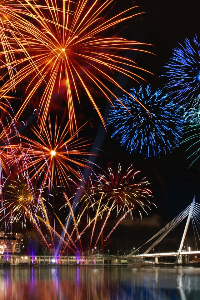 Праздничный салют