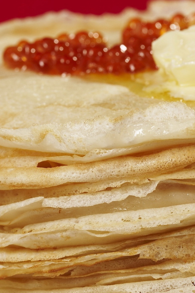 Блины с икрой на Масленицу