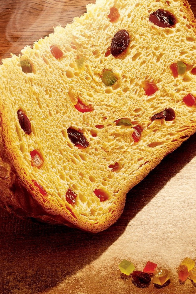 Пасхальный пирог с изюмом