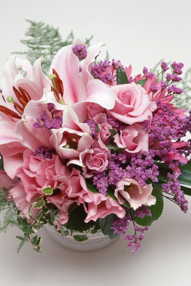 Цветочная ваза на 8 марта