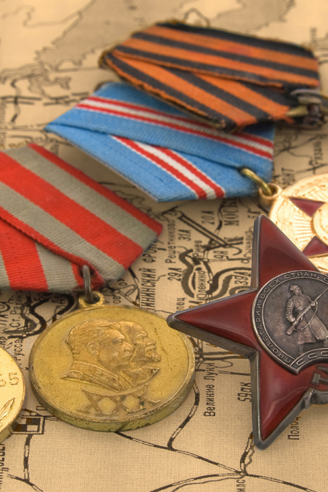 Медали и ордена в День Победы 9 мая