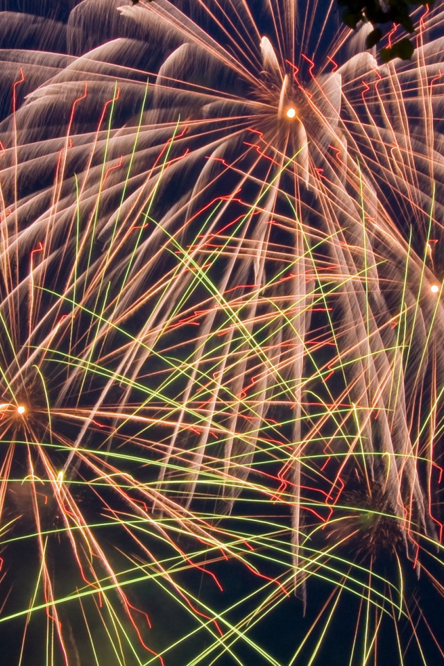 Салют в День Победы 9 мая