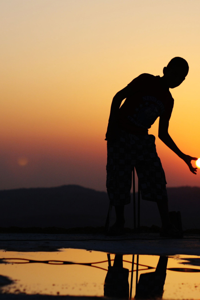 Маленький мальчик в Рамадан