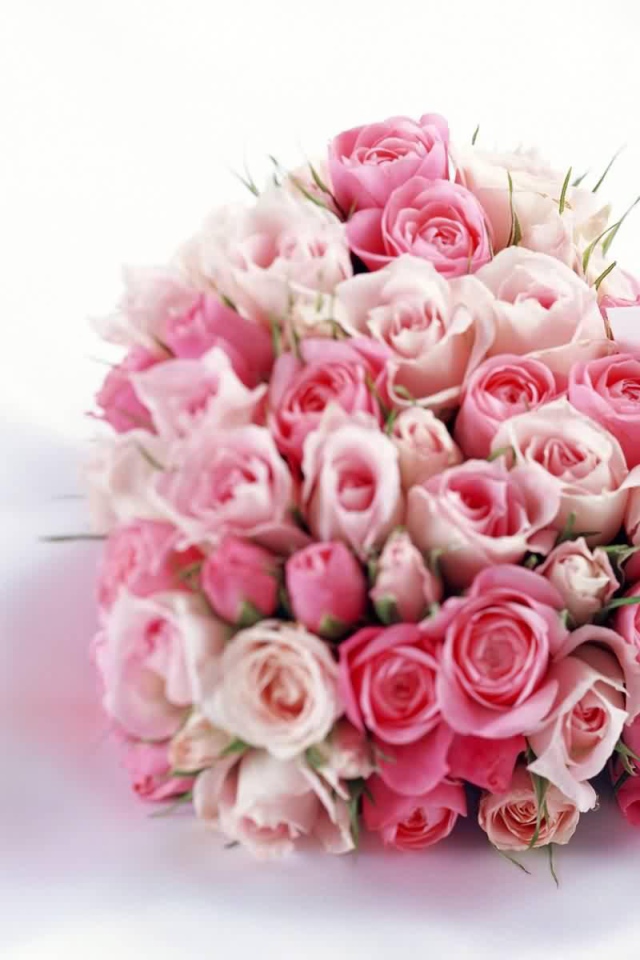 Букет в форме сердца на День Святого Валентина 14 февраля