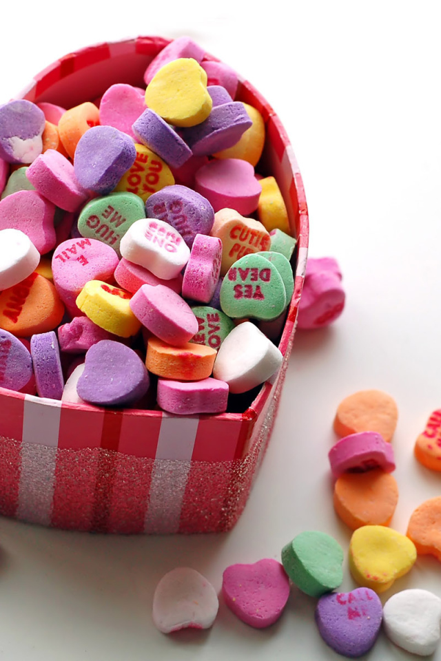 Коробка с конфетками на День Святого Валентина 14 февраля