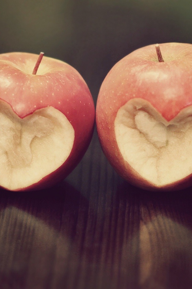 Сердечки на яблоках